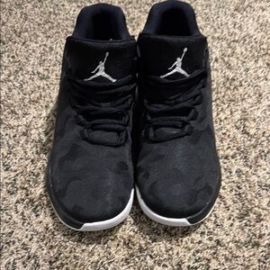 Nike Black Jordan DNA B Fly size 10.5